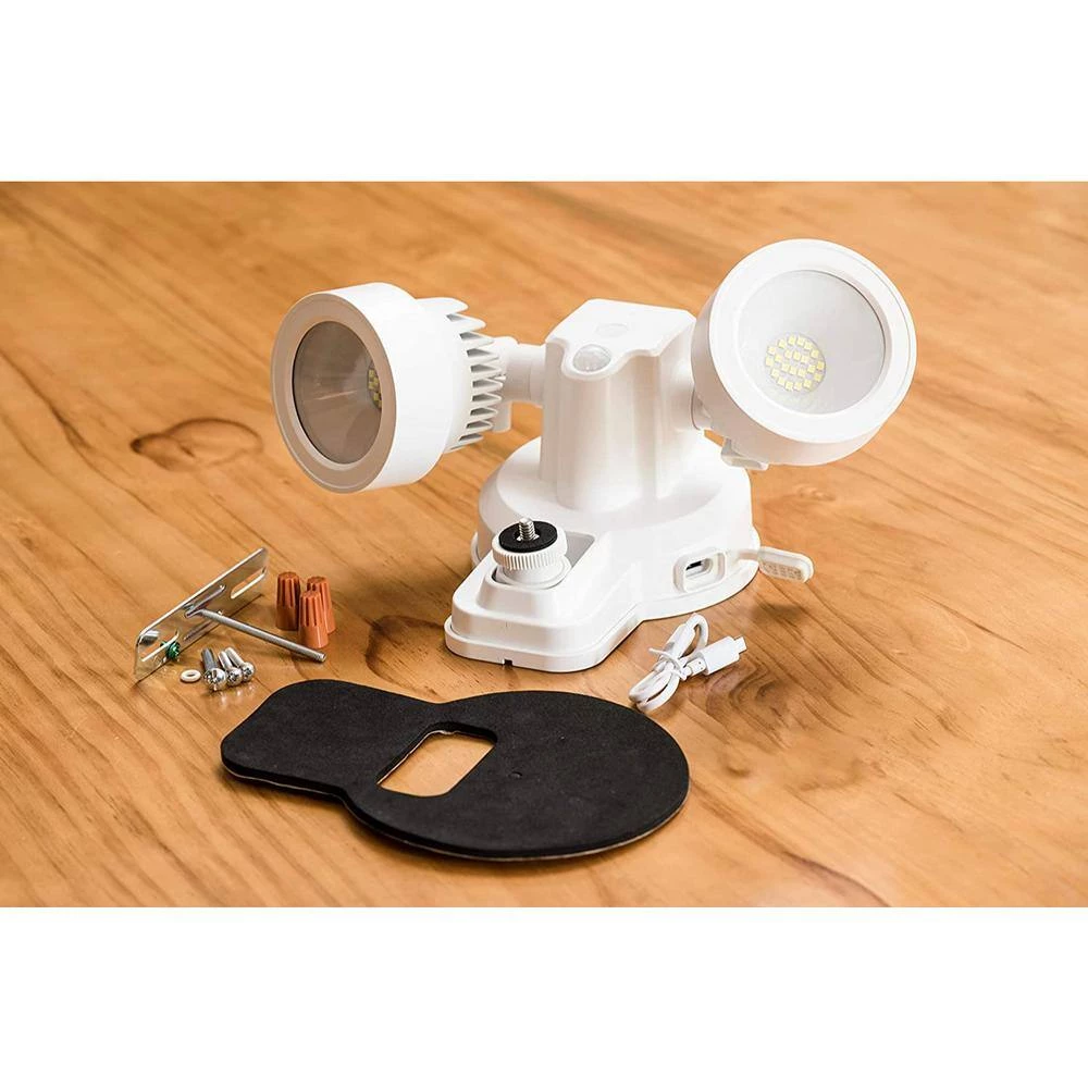 3-in-1 Floodlight, Charger and Mount for Arlo Pro and Arlo Pro 2 (Black) (Camera Not Included) by Wasserstein 5 3-in-1 Floodlight, Charger and Mount for Arlo Pro and Arlo Pro 2 (Black) (Camera Not Included) by Wasserstein - Image 5